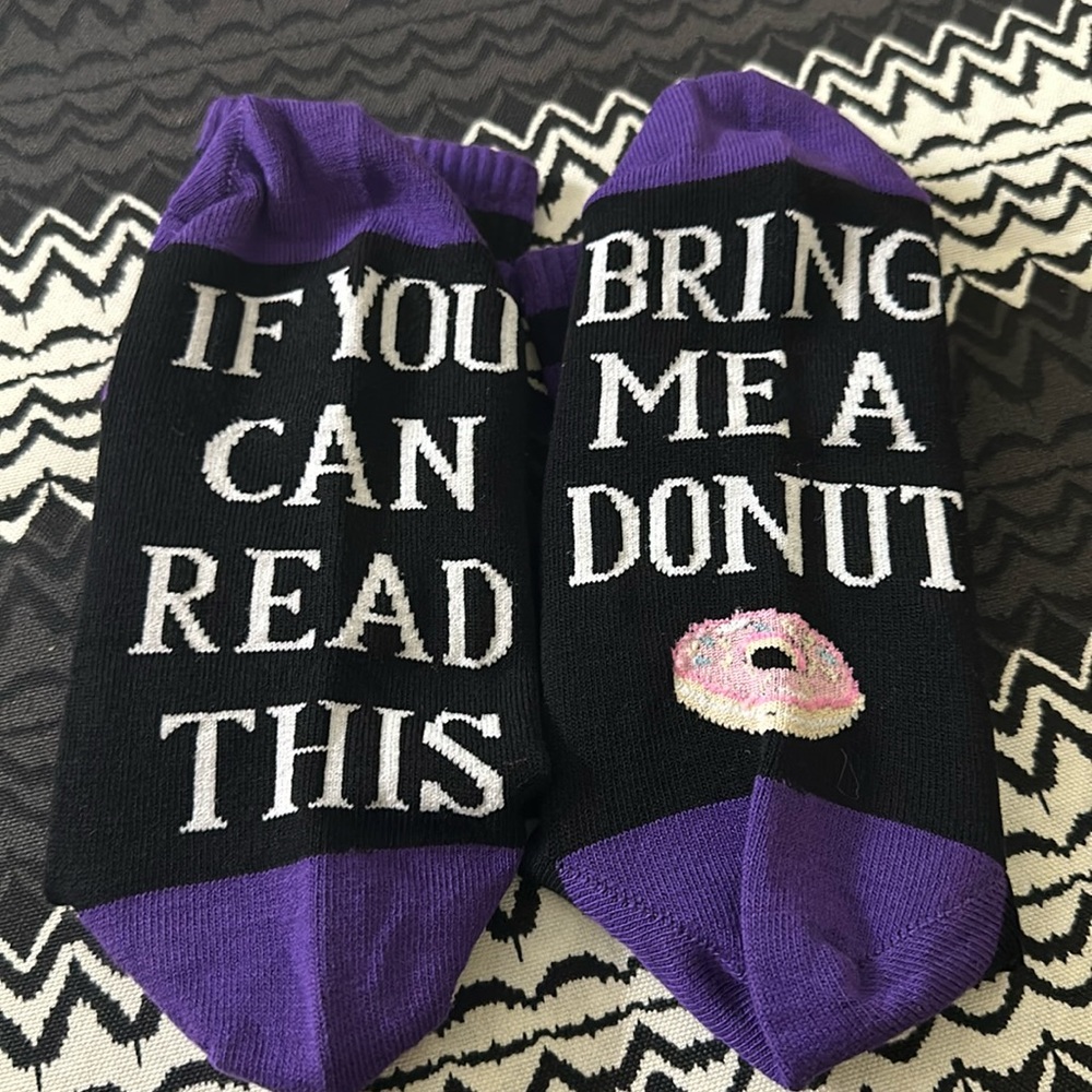 If You Can Read This Bring Me A Donut Black & Purple Socks.